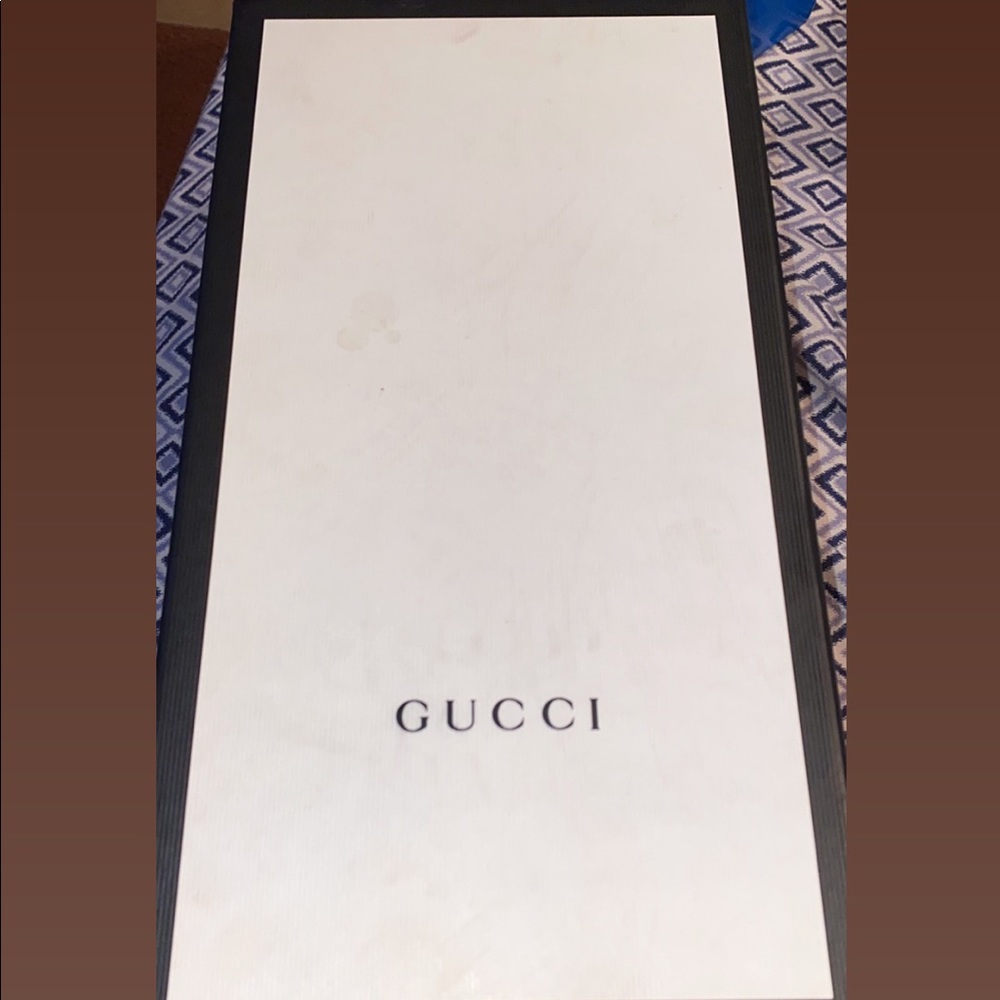 Slide in Gucci locket sandals